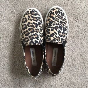 Steve Madden leopard sneakers